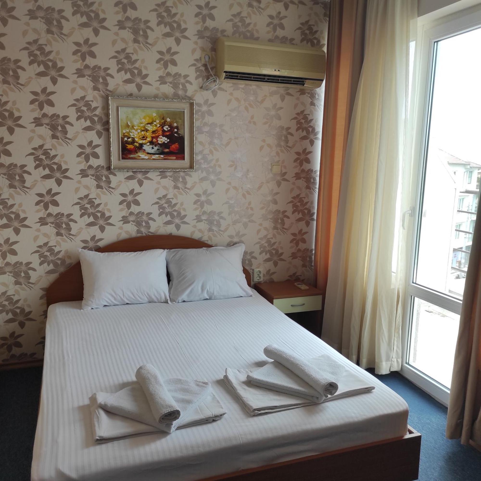 Hotel Хотел Андре Chernomorets Exterior foto